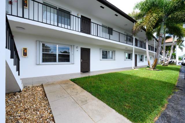 3075 Gardens East Drive #14