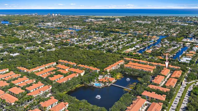 Harbour Oaks