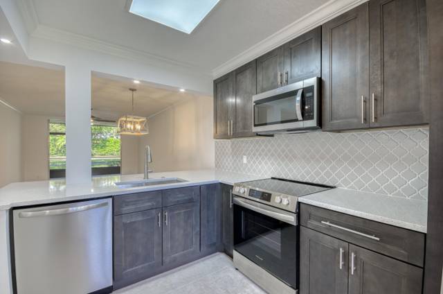 6865 Huntington Lane #105 home for sale in Huntington Lakes