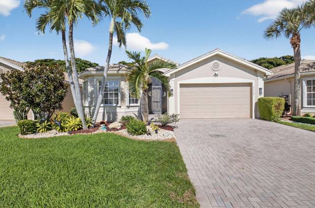 Valencia Pointe