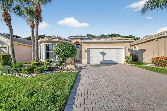 Valencia Pointe