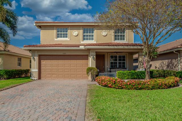 3285 SW Porpoise Circle home for sale in River Marina