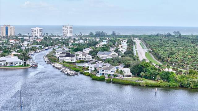 2486 Harbour Cove Drive