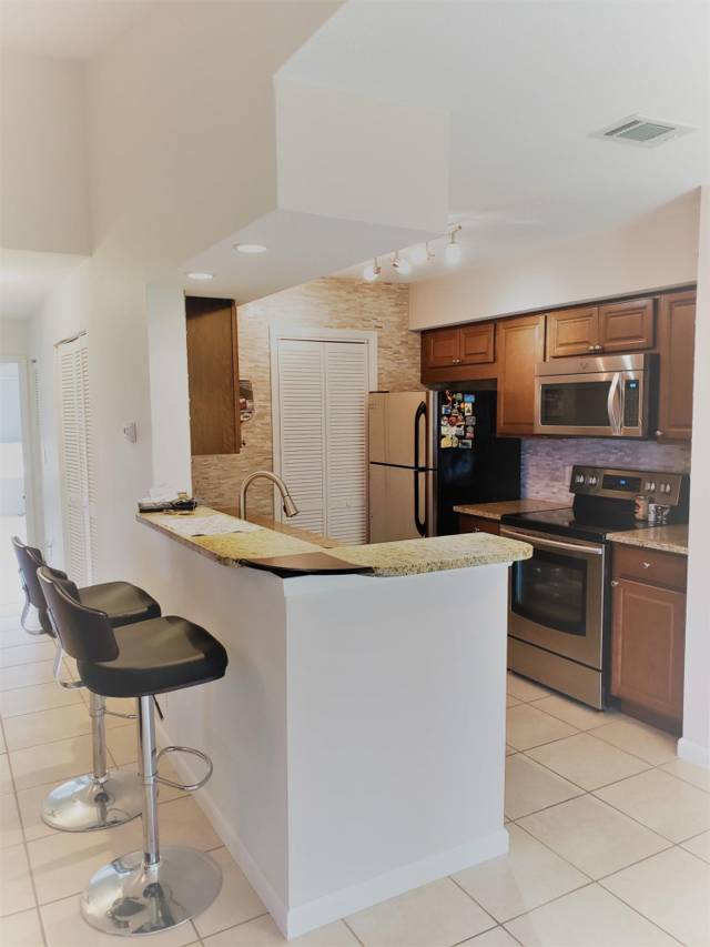 815 W Boynton Beach Boulevard #15-204 home for sale in Casablanca Isles