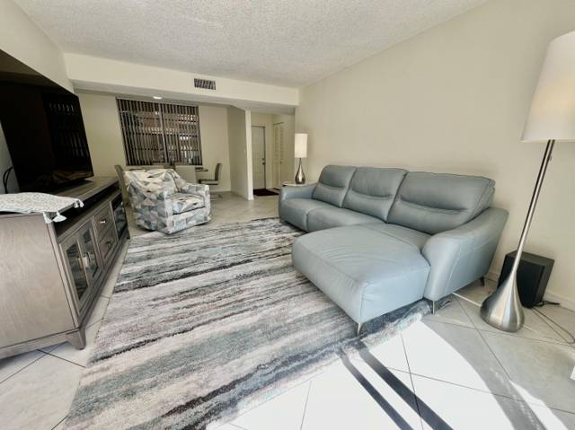 Blue Lake Apartments