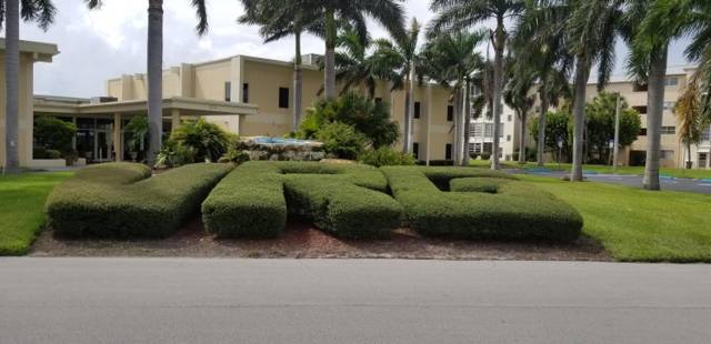 300 NE 26th Avenue #305 home for sale in Village Royale Greenhill