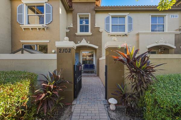 Links At Emerald Dunes Condo