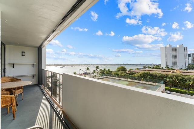 5600 N Flagler Drive #605 home for sale in Palm Beach House