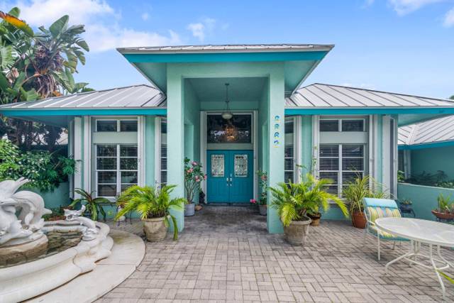 8862 Estate Drive home for sale in Banyan Estates