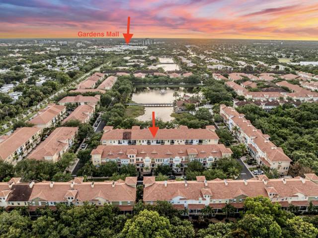 Harbour Oaks