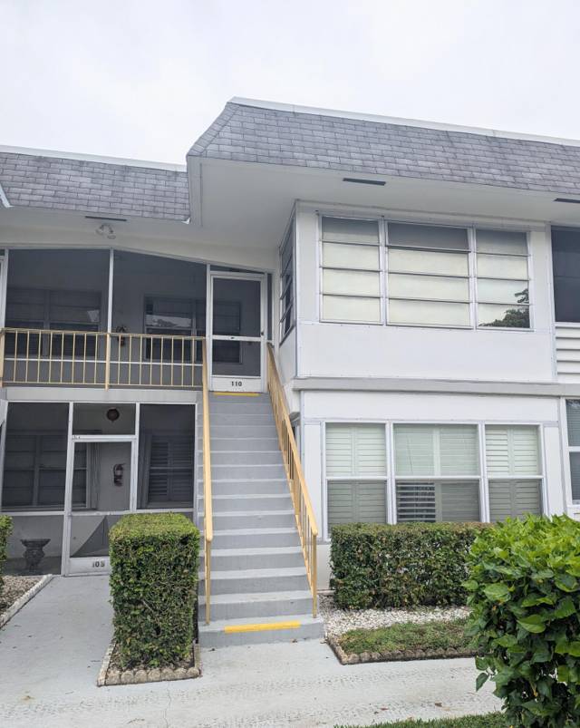 Stratford Condominium