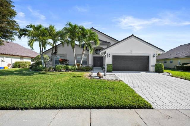Golf Colony