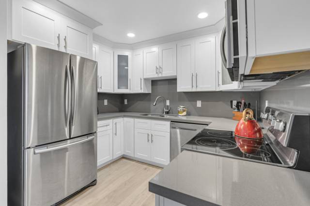 6487 Bay Club Drive #4 home for sale in Bay Colony Club