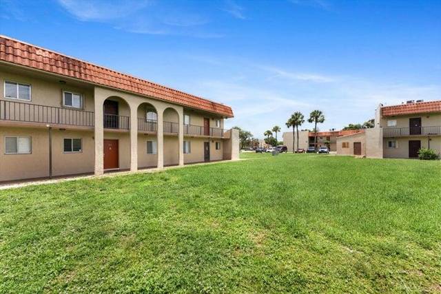 6094 Forest Hill Boulevard #106 home for sale in Forest Hill Gardens Condo
