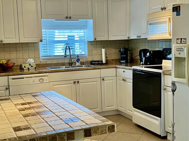 3325 South Street, home for sale in Hollywood