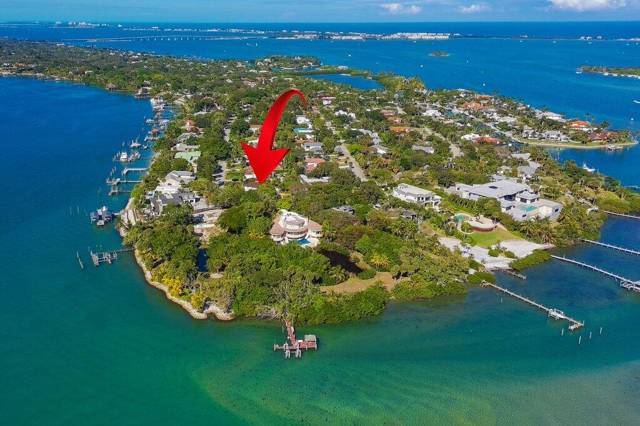 37 E High Point Road, home for sale in Sewalls Point