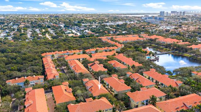 Harbour Oaks