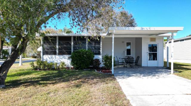 334 Seahorse Terrace home for sale in Tropical Isles