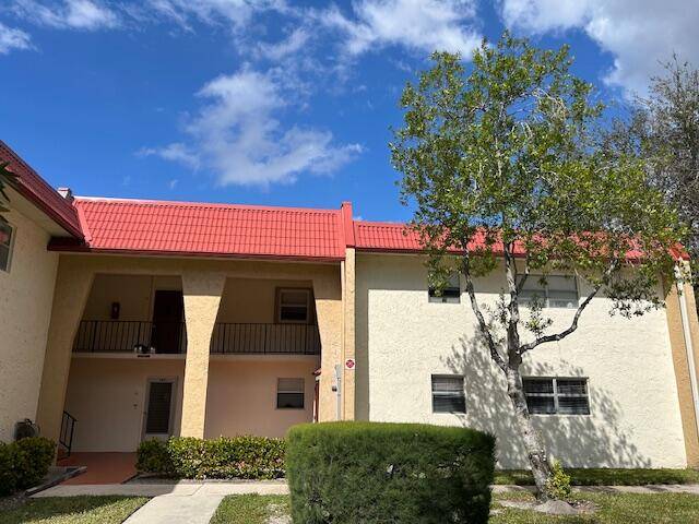 145 Lake Evelyn Drive home for sale in Golden Lakes Village