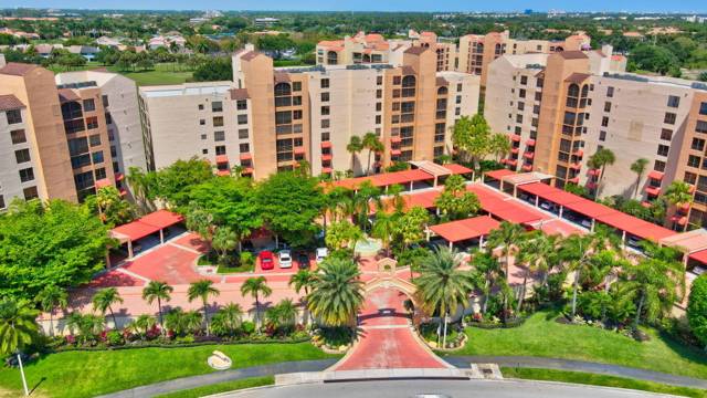 Promenade At Boca Pointe