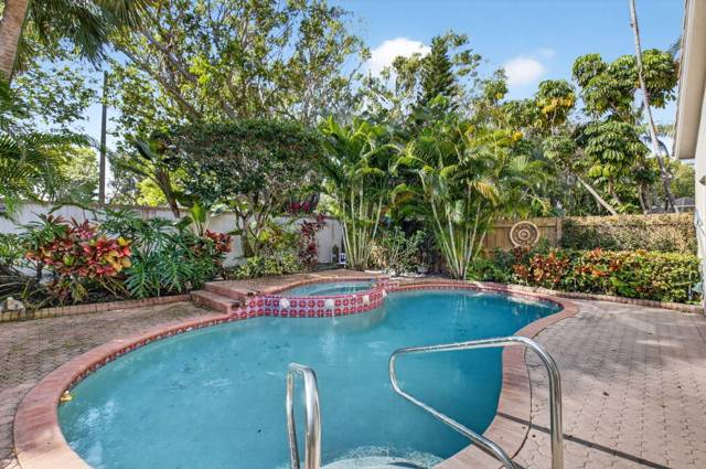 2476 NW 66th Drive home for sale in Banyans Of Arvida Country Club