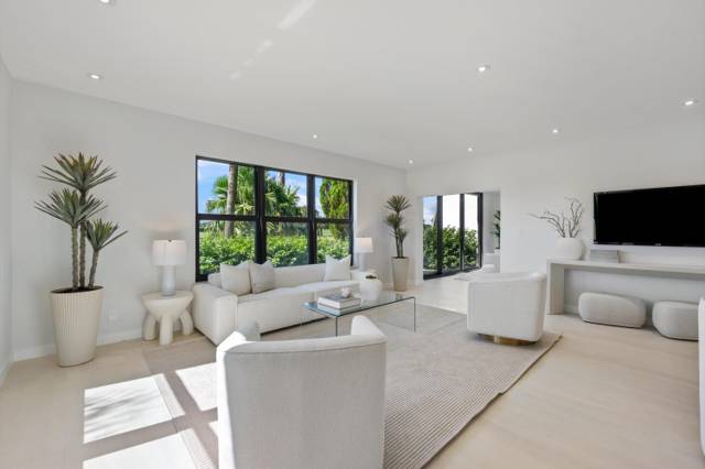 Greensward Village Condo