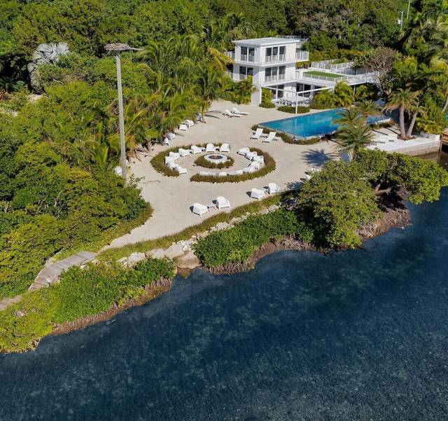 98701 Overseas Highway