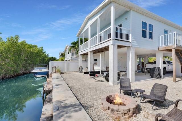 27 Barcelona Drive