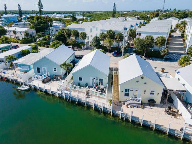 390 25Th Street Ocean