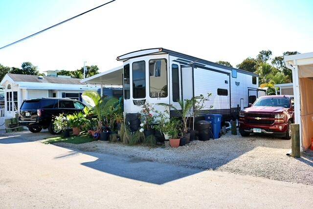 325 Calusa Street #475
