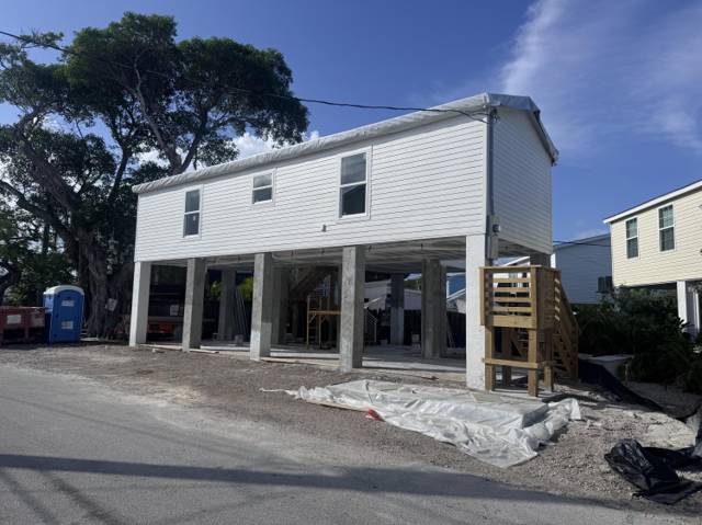 4 Del Mar Boulevard