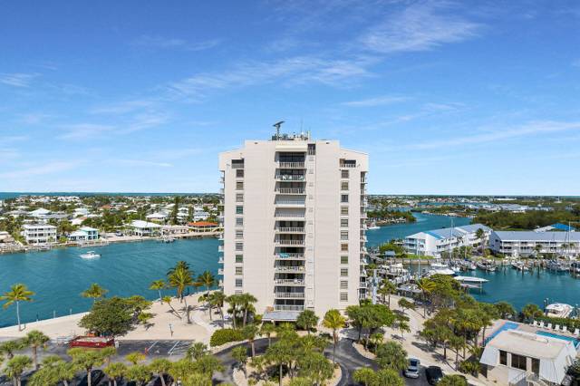 2000 Coco Plum Drive #503