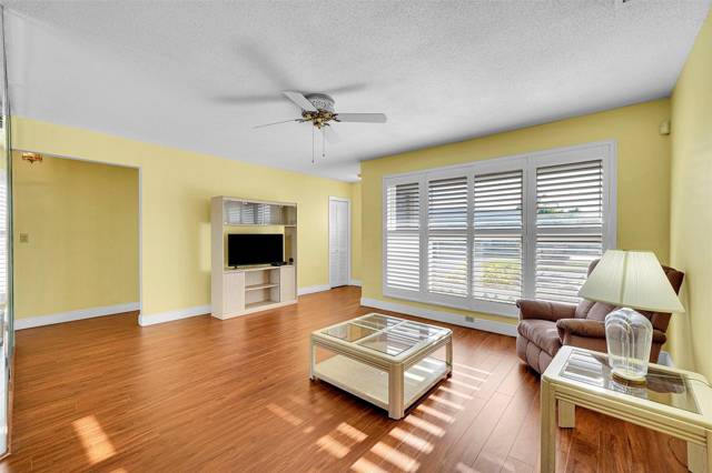 Sheridan Lakes Condo Hous