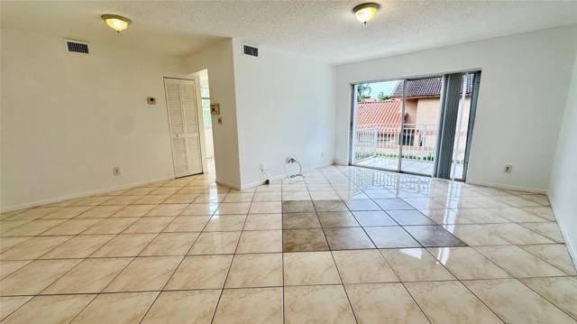 Club Quarters At Raintree