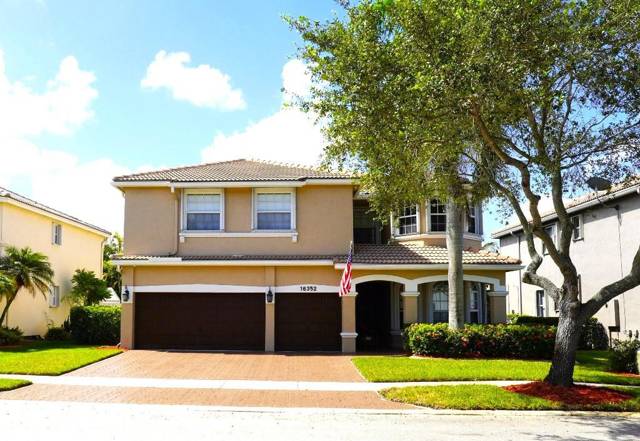 Heftler Homes At Pembroke
