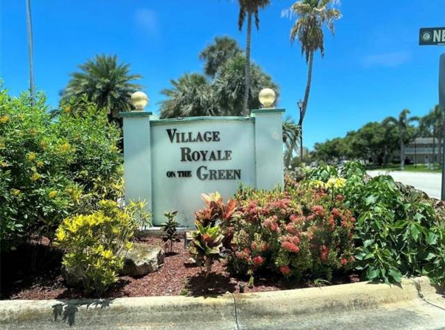 Village Royale