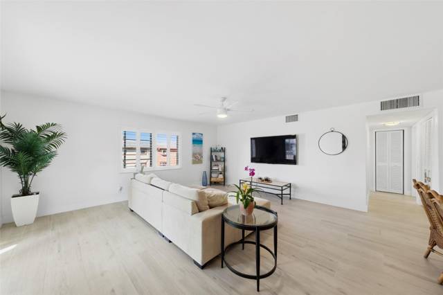 1450 N Riverside Drive #201