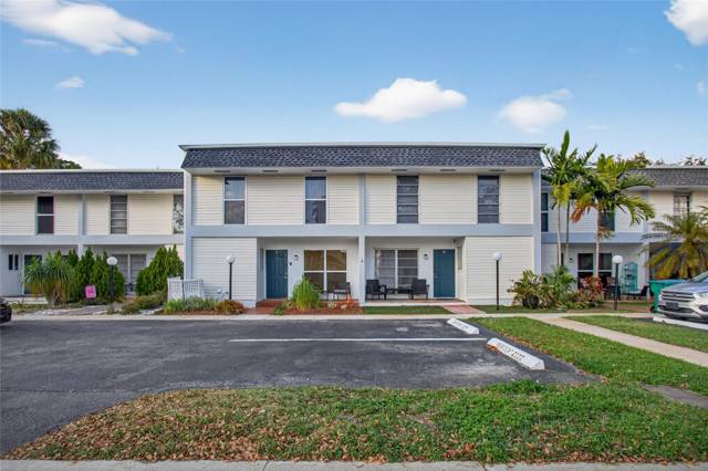 3331 Farragut Street #8d home for sale in Hollywood Gardens