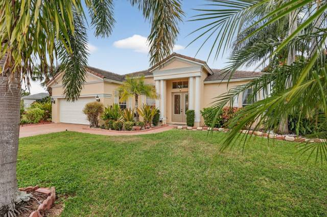544 SW Lake Manatee Way home for sale in Lakeforest at St Lucie West Phase 1