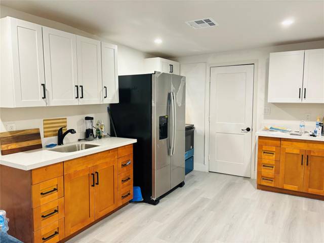 1116 W 32nd Street