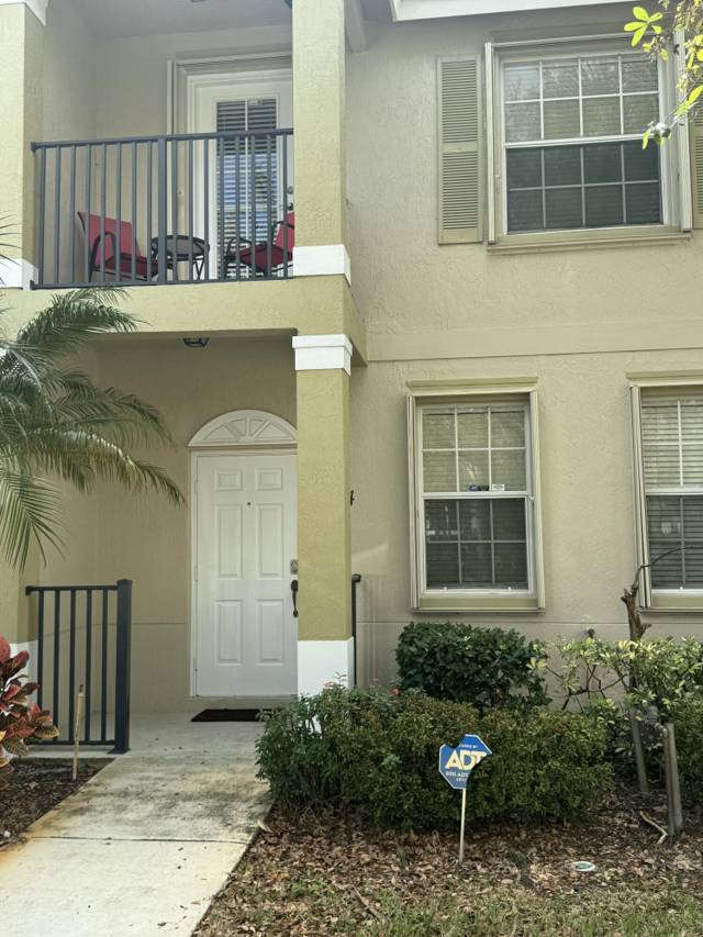 2104 SE Eatonville Drive home for sale in East Lake Village