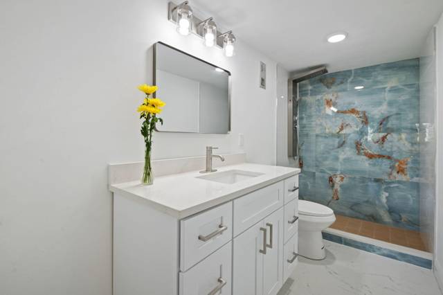 230 NE 26th Avenue #2160 home for sale in Village Royale On The Green Condo