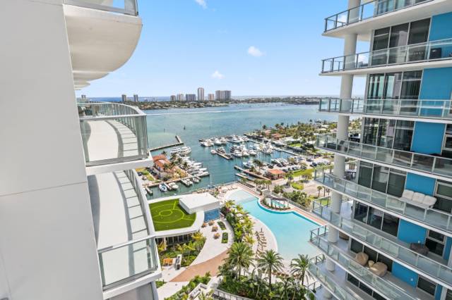 220 Lake Shore Drive #1823 home for sale in Nautilus