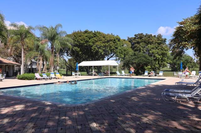 2651 S Palm Aire Drive #101