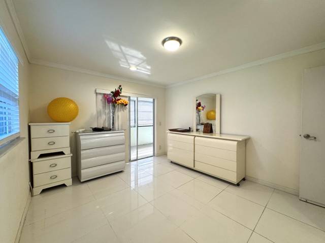 Kings Point Waterford Condos