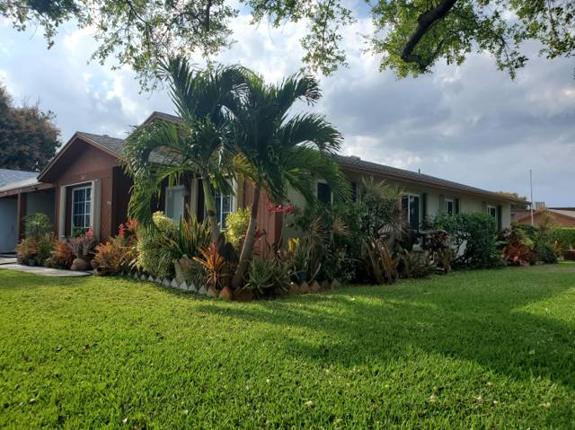 Los Mangos Patio Villas And Townhomes