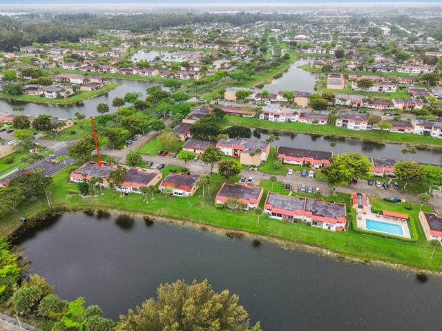 Golden Lakes Village