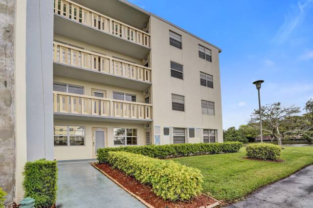 Ainslie At Century Village Condo