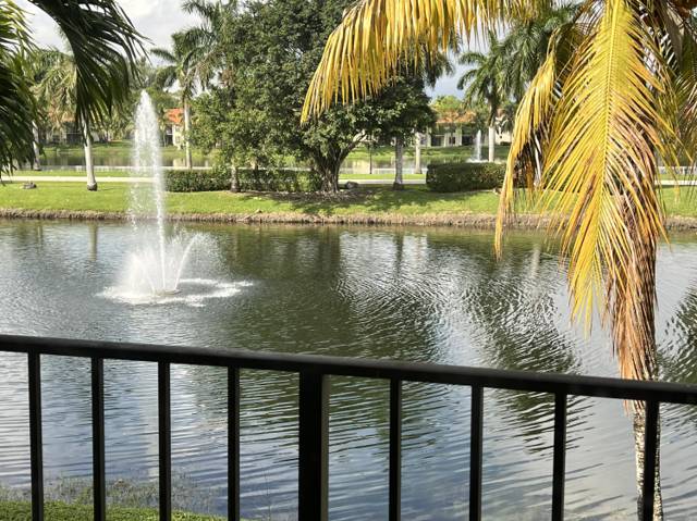 1523 Lake Crystal Drive #F home for sale in Palm Beach Grande