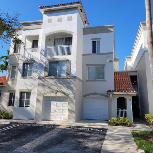 Residences At Legacy Place